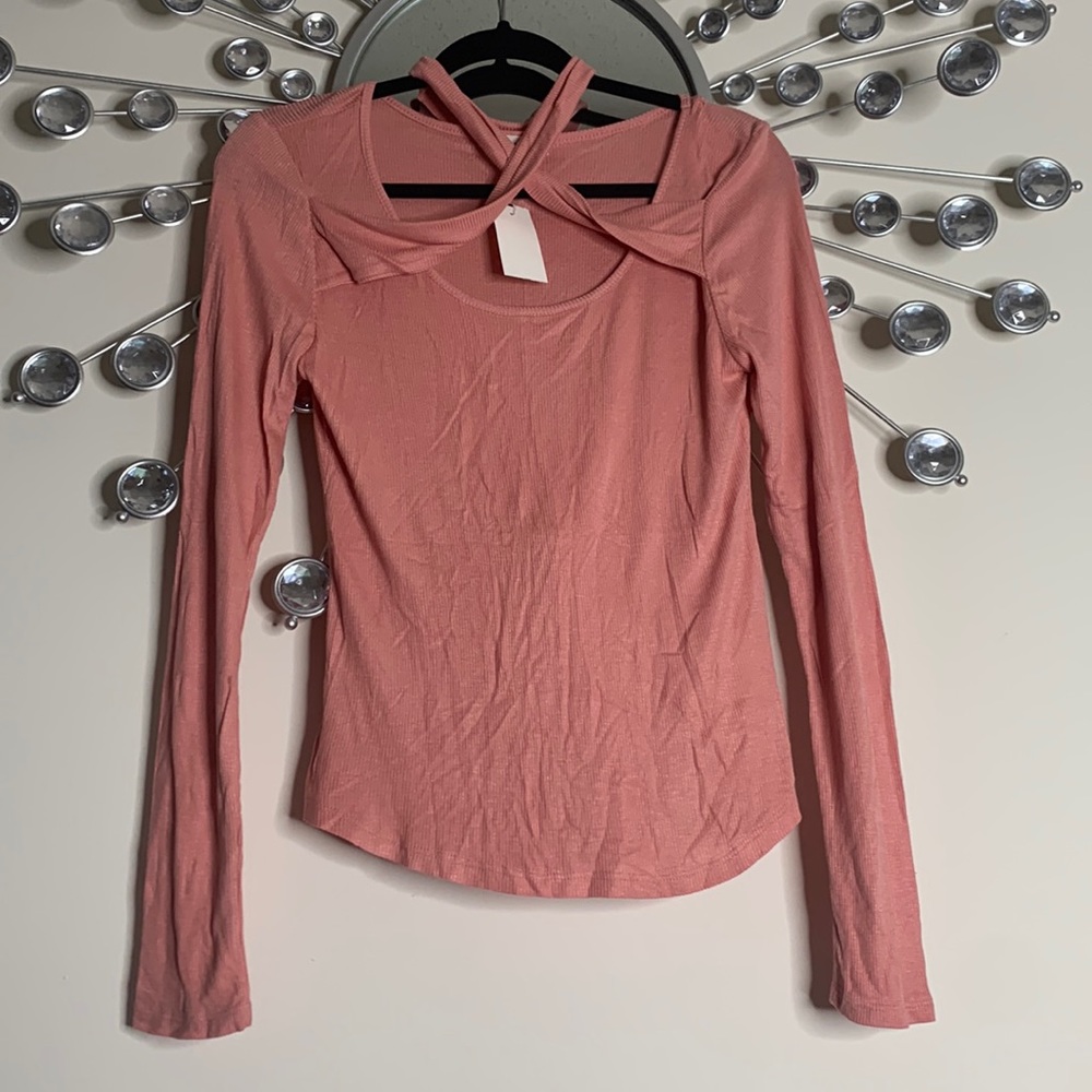 Discovery dressy too, pink, large, crisscross neck.